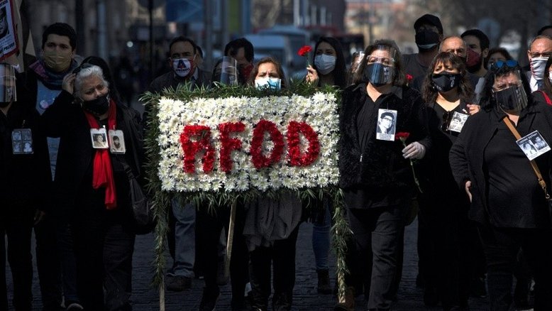 CIDH pede ao Chile que proteja memorial da ditadura após denunciar escavadeira no local