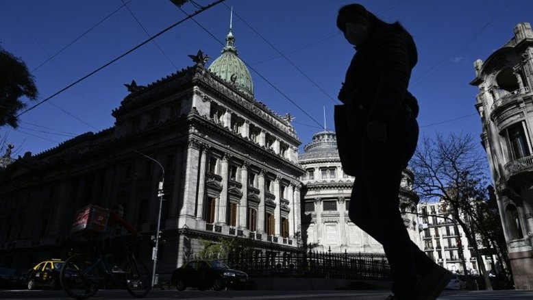 Congresso argentino limita uso privado e comercial de terras incendiadas