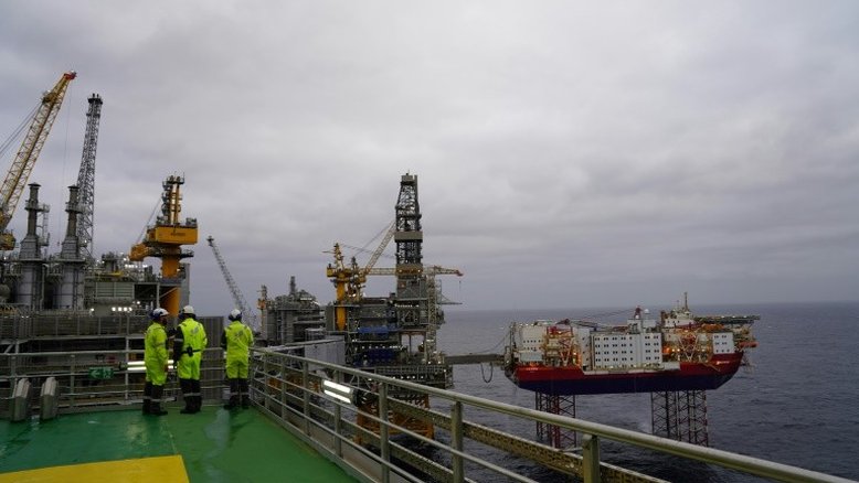 O preço do petróleo fecha 2020 com uma queda de mais de 20% devido à covid-19
