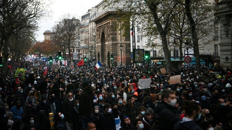 Novas manifestações na França contra lei de segurança