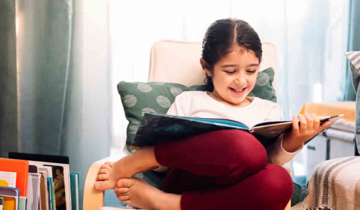Criança que lê nas Férias: é possível? 4 dicas para transformar seu filho em um leitor voraz!