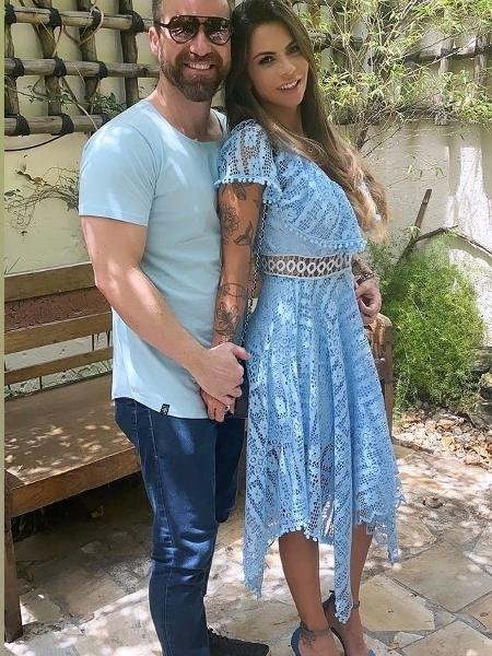 Marlon comemora aniversário da atual namorada, Maria Clara, que está grávida