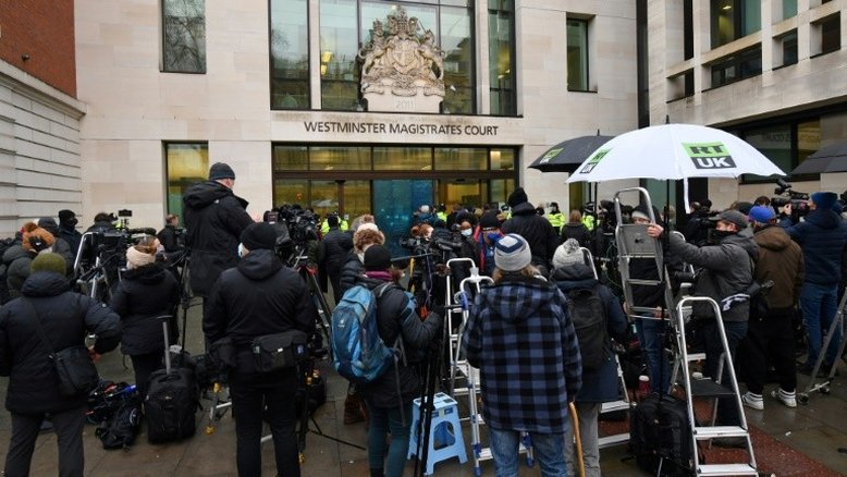 Justiça britânica nega liberdade sob fiança a Julian Assange