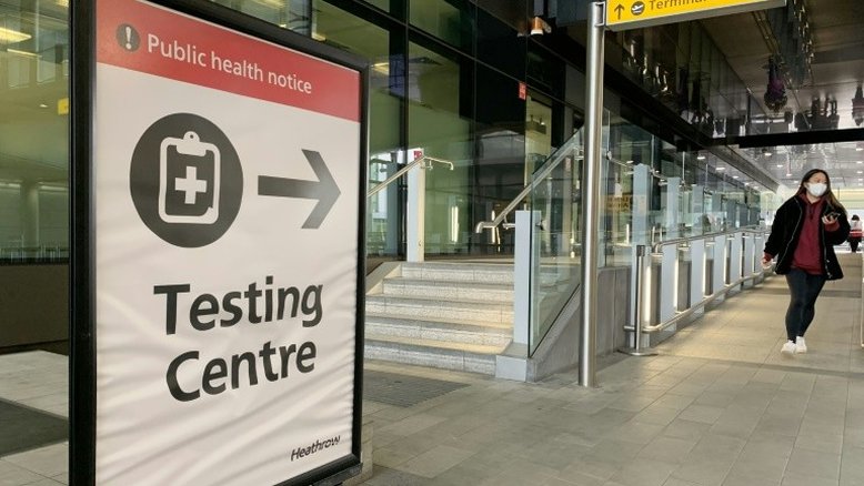 UE sugere maiores controles às viagens devido ao atraso das vacinas