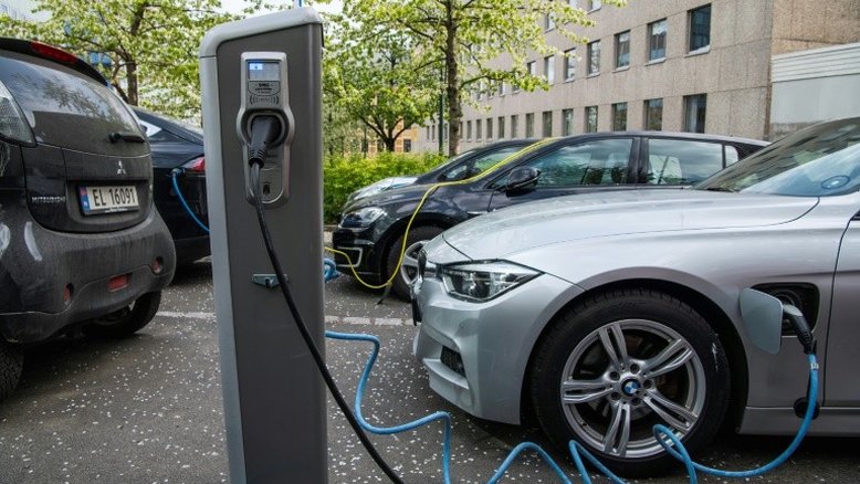 A revolução dos veículos elétricos ganha ruas e estradas no Brasil e no mundo