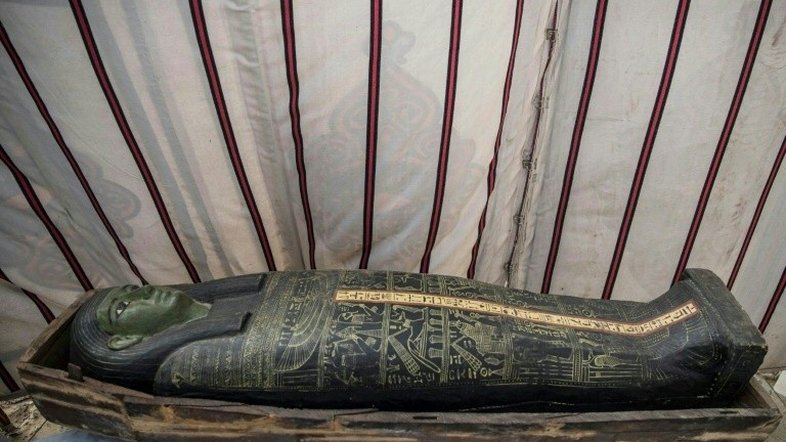 Egito revela 'tesouros' de 3 mil anos do sítio arqueológico de Saqqara