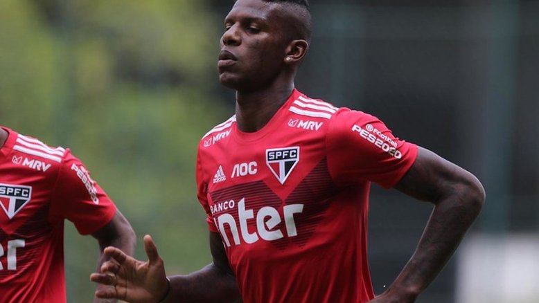 São Paulo revela multa e afastamento de Arboleda após flagra em festa clandestina