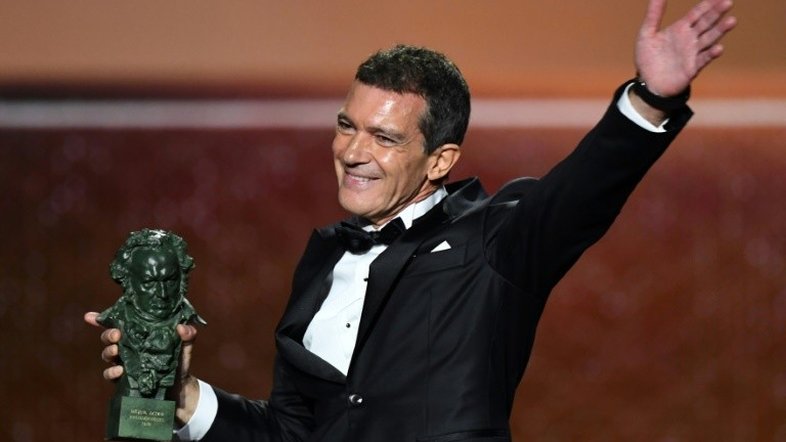'Eu adoraria', diz Antonio Banderas sobre quase interpretar Ayrton Senna