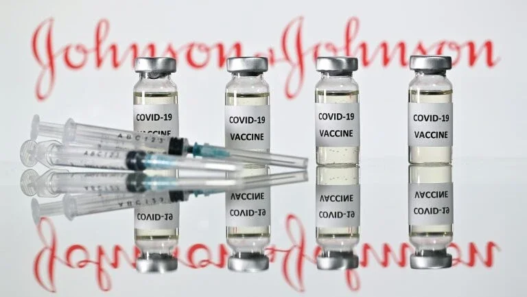 Johnson & Johnson apresentará resultados de vacina contra a covid-19 semana que vem