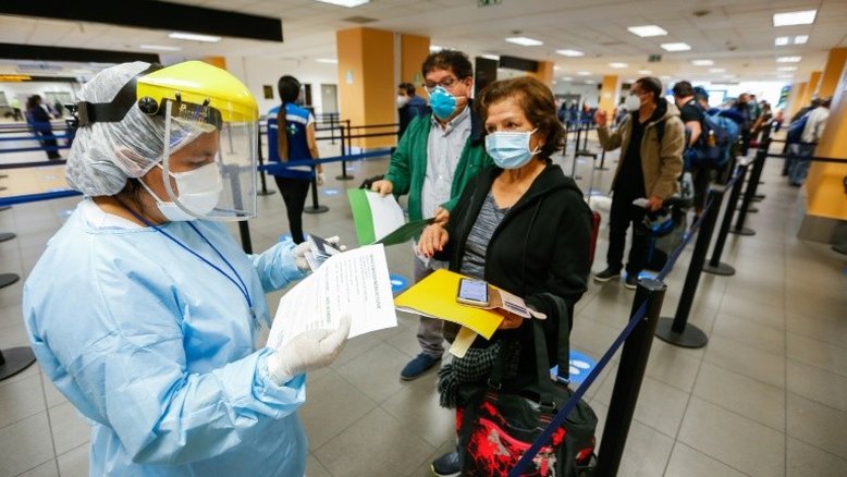 Autoridades afirmam que aumento de casos no Peru sinaliza segunda onda de covid-19