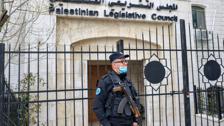 União Europeia pede que Israel 'facilite' eleições palestinas