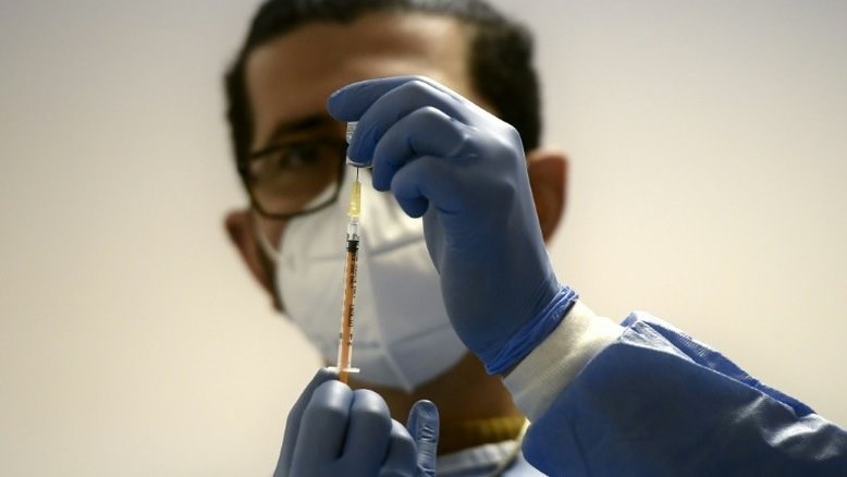 Itália processará Pfizer por atraso na entrega de vacinas anticovid
