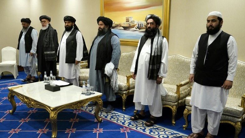 Negociadores afegãos acusam talibãs de atrasar negociações em Doha