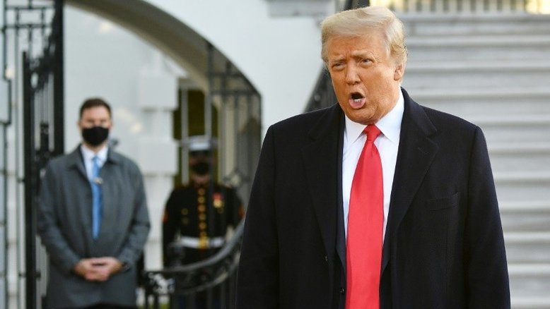 Da ensolarada Flórida, Trump lança sua sombra sobre o Partido Republicano