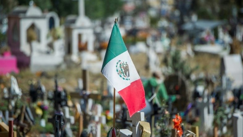 Guatemaltecos suspeitam que familiares estejam entre mortos no México