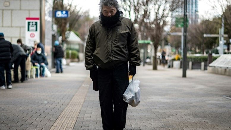 Pandemia exacerba pobreza oculta no Japão