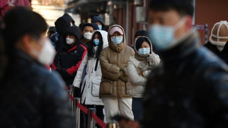 China fecha acessos à cidade de 11 milhões de habitantes por coronavírus
