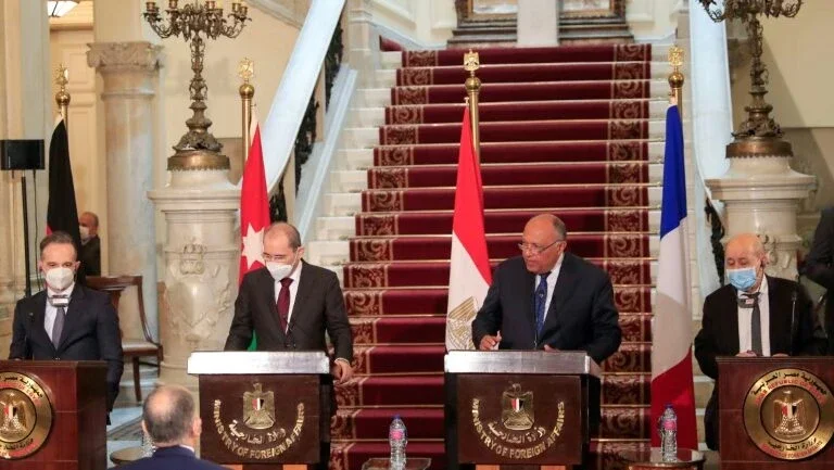 Reunião euro-árabe no Cairo discute processo de paz israelense-palestino