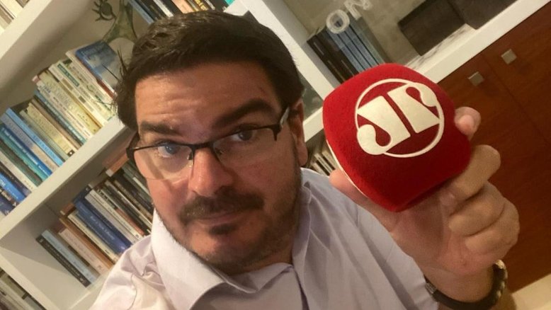 Rodrigo Constantino se irrita após comentário e abandona programa da Jovem Pan News