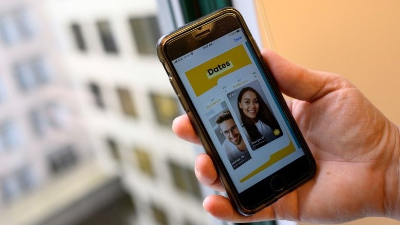 Aplicativo de encontros Bumble avança em sua estreia em Wall Street