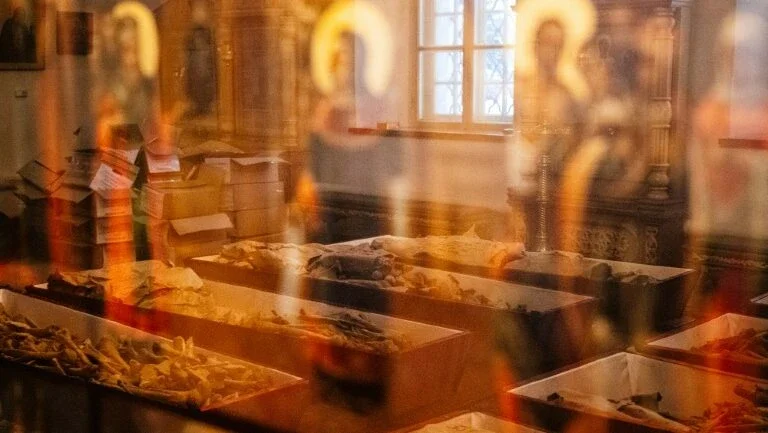 Rússia e França enterram seus soldados 200 anos após derrota de Napoleão