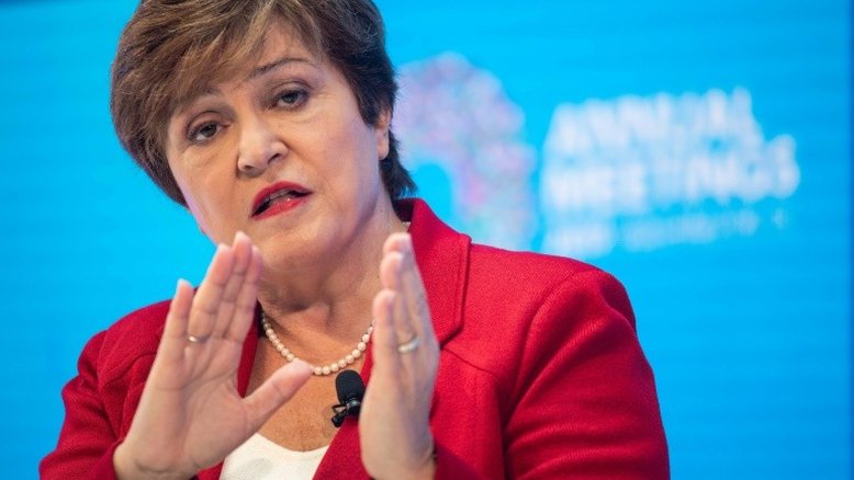 Diretora do FMI pede esforços para fortalecer a distribuição de vacinas em países pobres