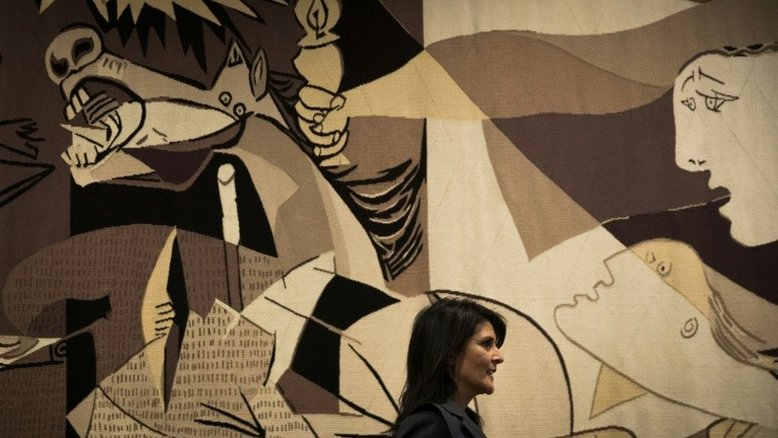 Família Rockefeller recupera tapeçaria réplica da Guernica da sede da ONU