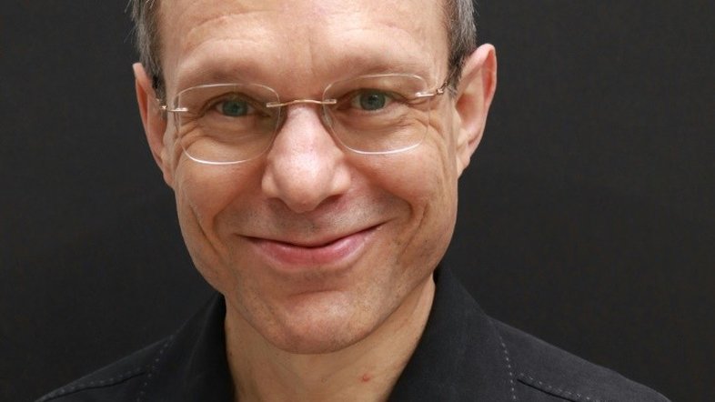 Por quê um astrônomo de Harvard acredita que fomos visitados por uma nave extraterrestre?