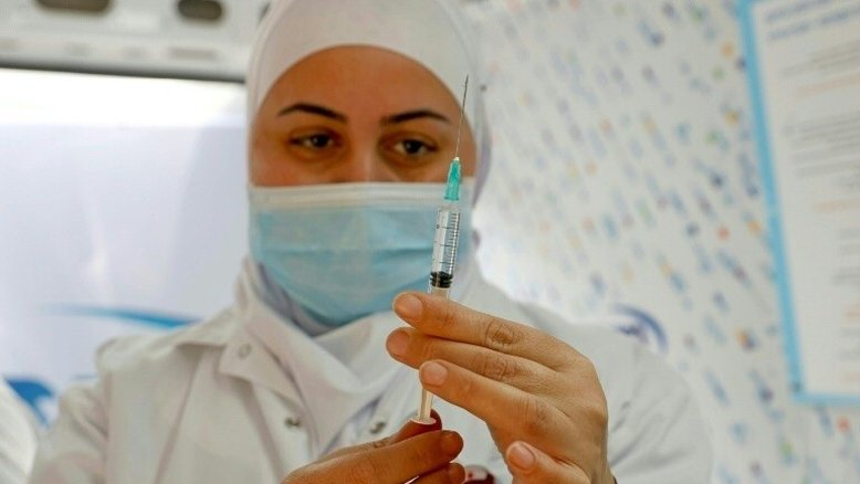 Primeira dose de vacina Pfizer é 85% eficaz após 2-4 semanas