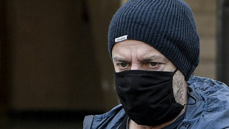 Premier grego nega ter encoberto escândalo de violações de menores