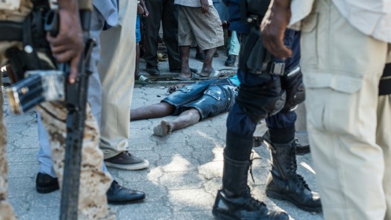 Fuga em prisão do Haiti deixa 25 mortos e 400 foragidos