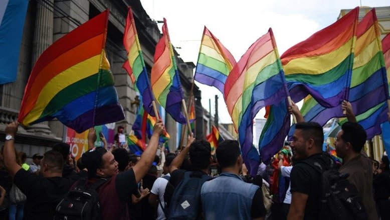 Pandemia aumentou discurso de ódio contra LGBTI+, diz estudo