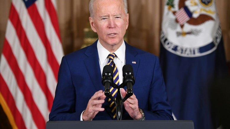 Biden diz que EUA não vai suspender sanções até que Irã siga os compromissos