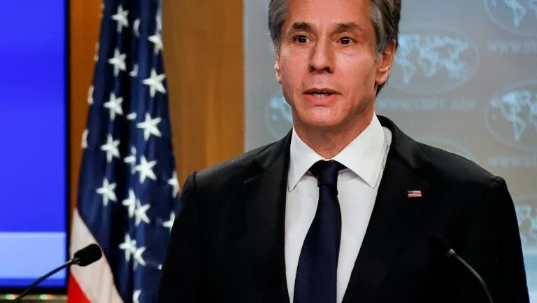 Blinken diz que EUA pagará US$ 200 milhões à OMS