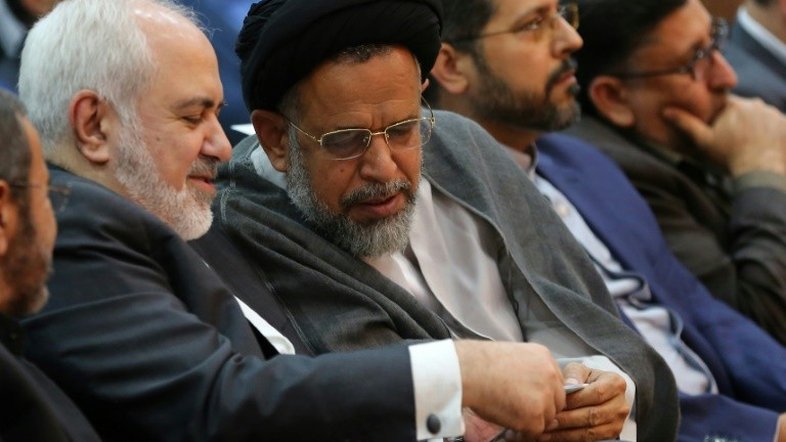 Irã reitera oposição à bomba atômica após polêmica declaração ministerial