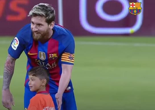 Garoto que ganhou camisa de Messi recebe constantes ameaças de sequestro