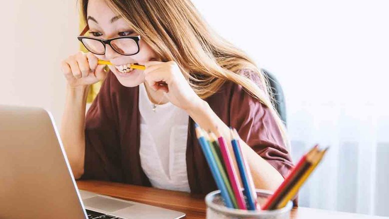 Qual é o papel da mãe e do pai no ensino remoto?