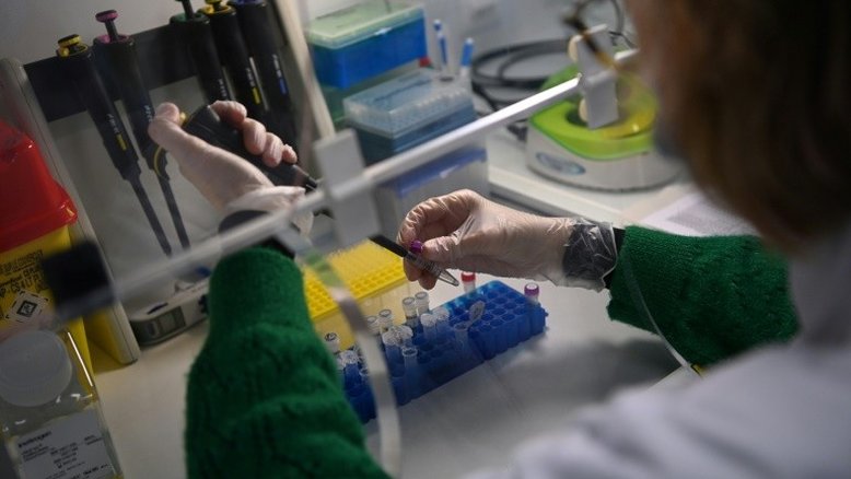 Variante inglesa da Covid-19 é 64% mais mortal, afirma estudo