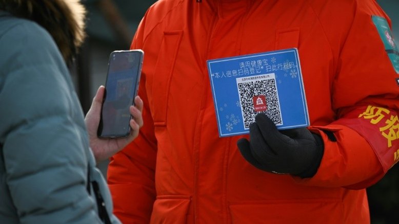 O método chinês contra a covid-19: códigos QR e "passaporte de saúde"
