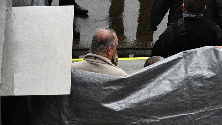 Dois americanos acusados de ajudar na fuga de Carlos Ghosn extraditados para o Japão