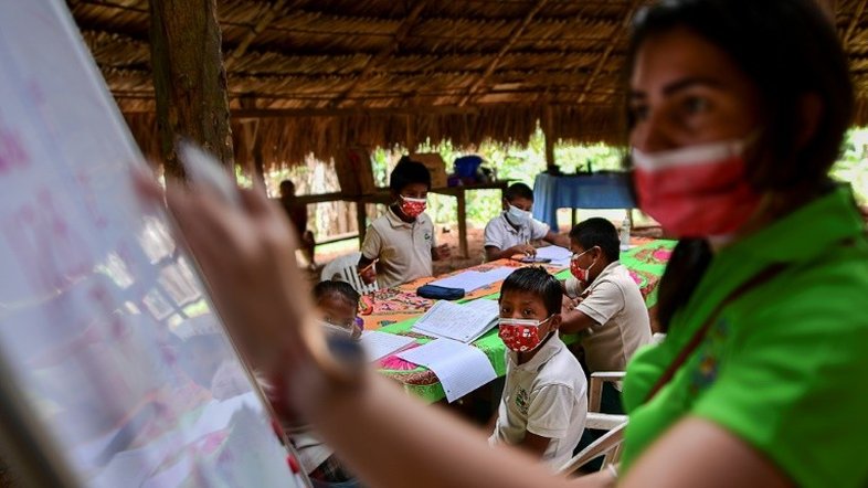 América Latina pode perder US$ 1,7 bi com crise educacional causada pela pandemia
