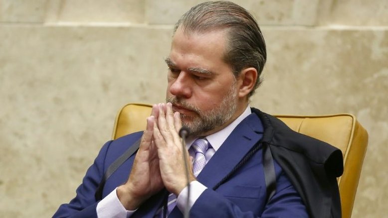 Toffoli suspende multa bilionária da J&F firmada em leniência