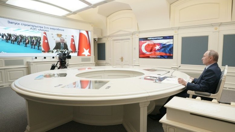 Erdogan e Putin destacam avanço de projeto de central nuclear russa na Turquia