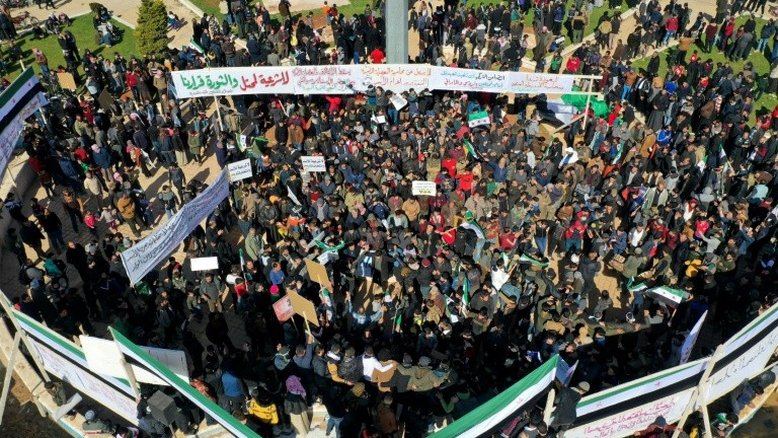 O reduto de Idlib poderia ser tornar uma 'Faixa de Gaza' síria?