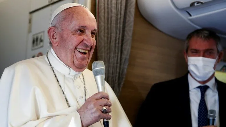 Vaticano esclarece que homossexualidade é 