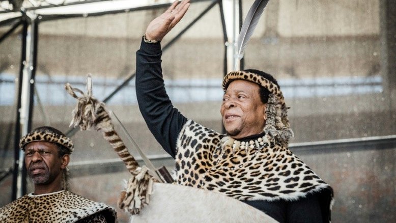 Morre aos 72 anos Goodwill Zwelithini, rei zulu da África do Sul