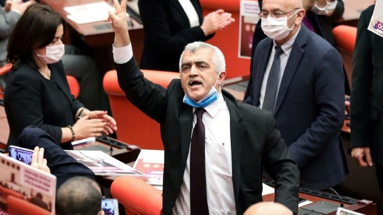 Procurador pede proibição de partido pró-curdo na Turquia