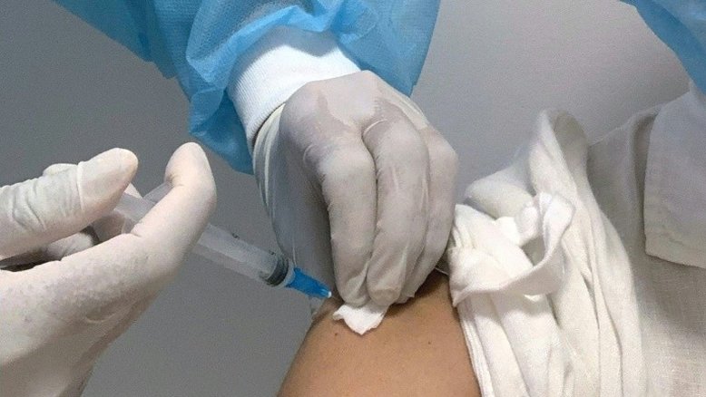Ministério da Saúde reduz em 35% previsão de doses de vacina em março