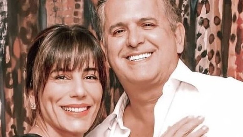 Glória Pires toma vacina contra Covid-19 e relembra internação do marido