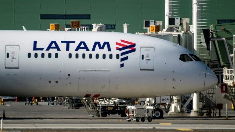 Latam suspende voos internacionais para o Chile após fechamento de fronteiras